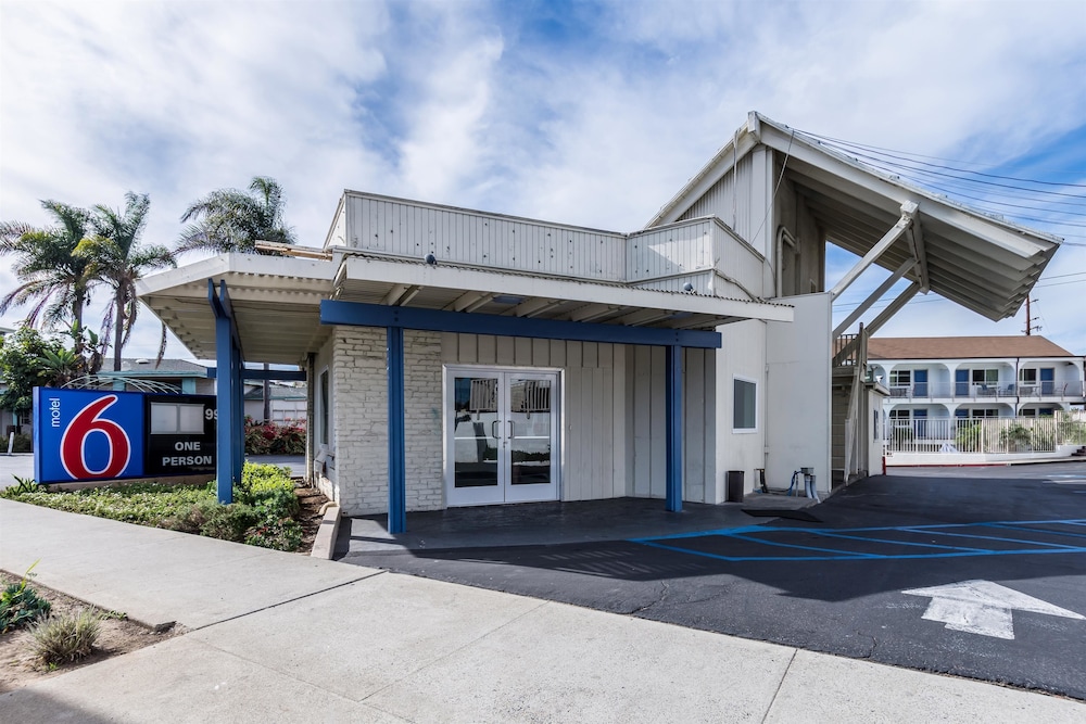 Motel6 Oceanside, CA - Marina 30/32