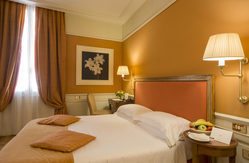 Hotel Corona d Oro 1890 12/43