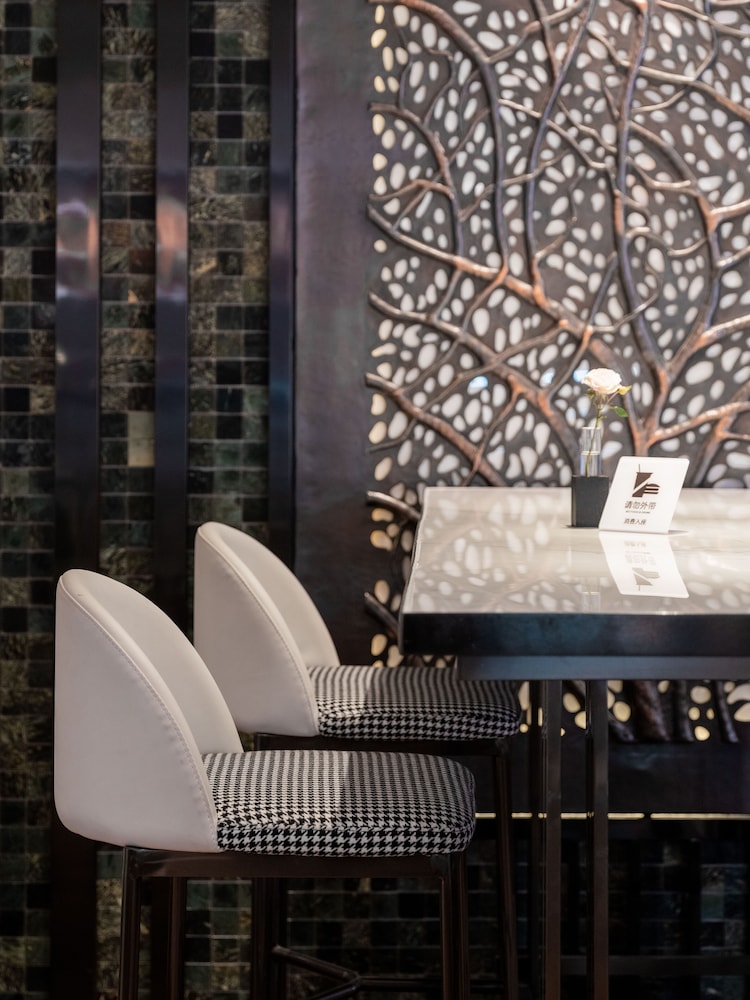 Grand Pacific Hotel Ningbo 48/50