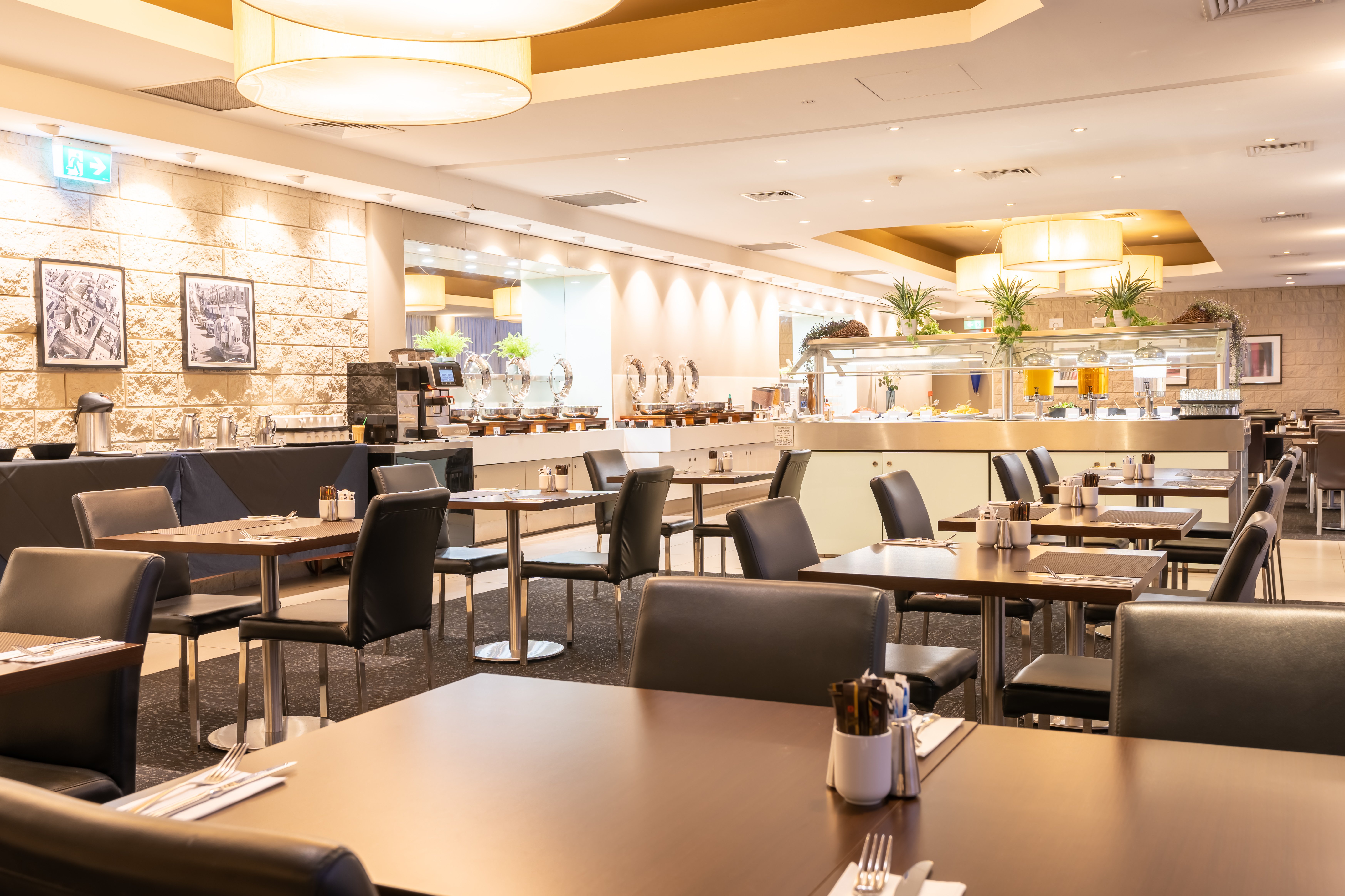 Holiday Inn Parramatta 56/76