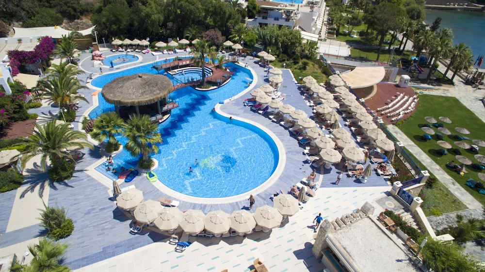 Salmakis Resort and Spa 67/72
