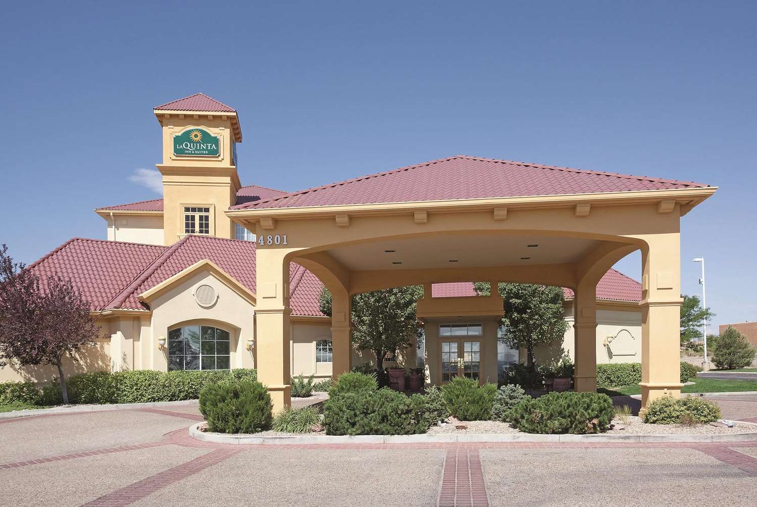 La Quinta Inn Suites Pueblo 4/48