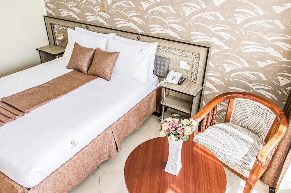 Astorian Grand Hotel 22/50