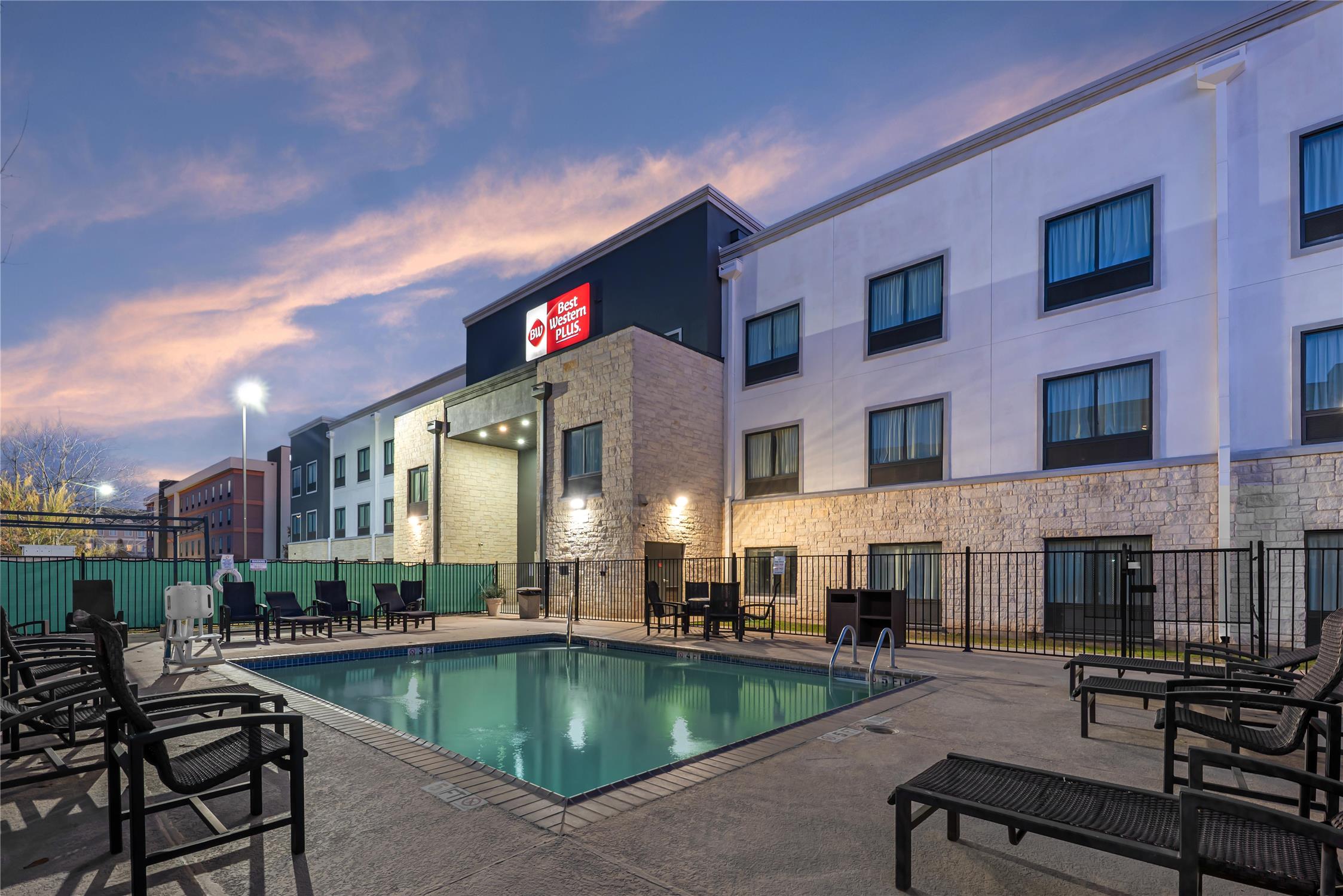 Best Western Plus Austin Airport Inn and Suites 2/31
