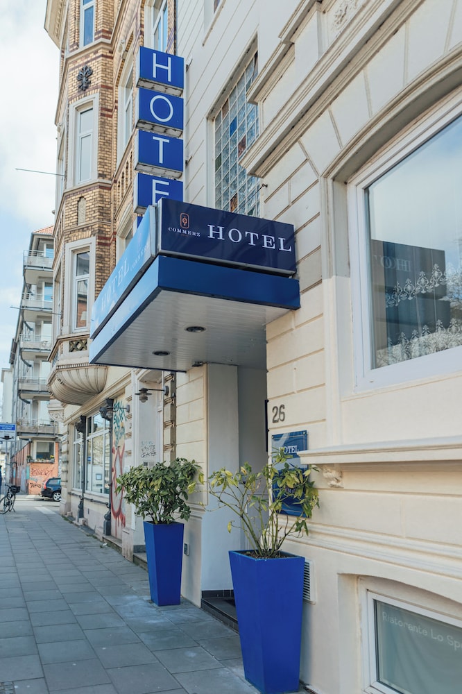Centrum Hotel Commerz am Bhf Hamburg Altona 6/50