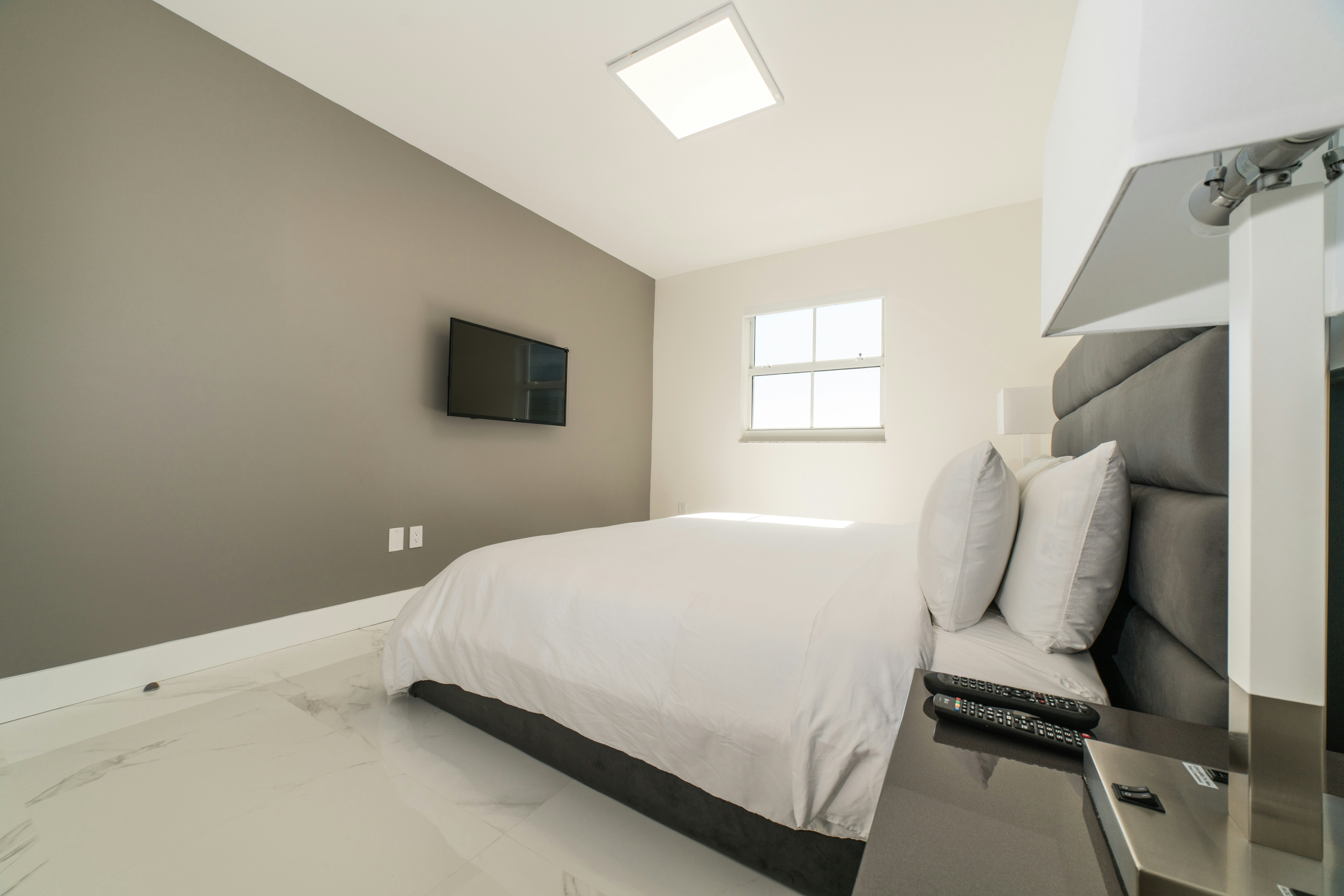 Fortune House Hotel Suites 12/33