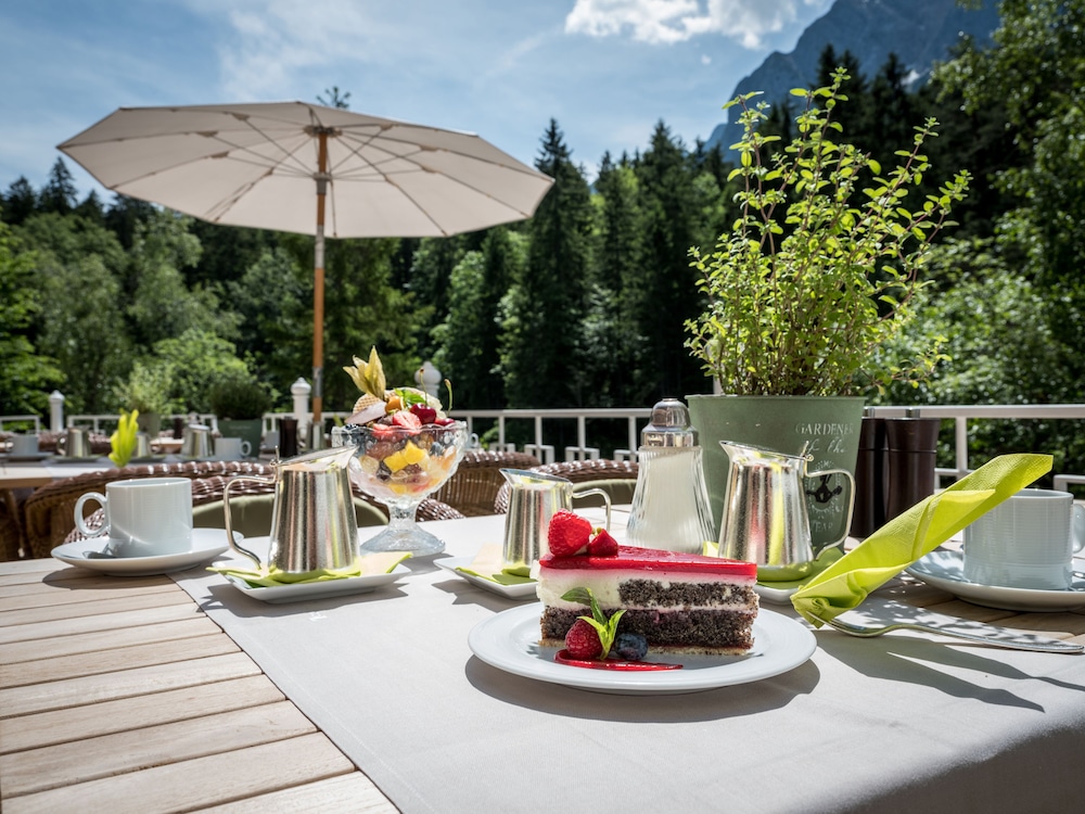HOTEL AM BADERSEE 49/64