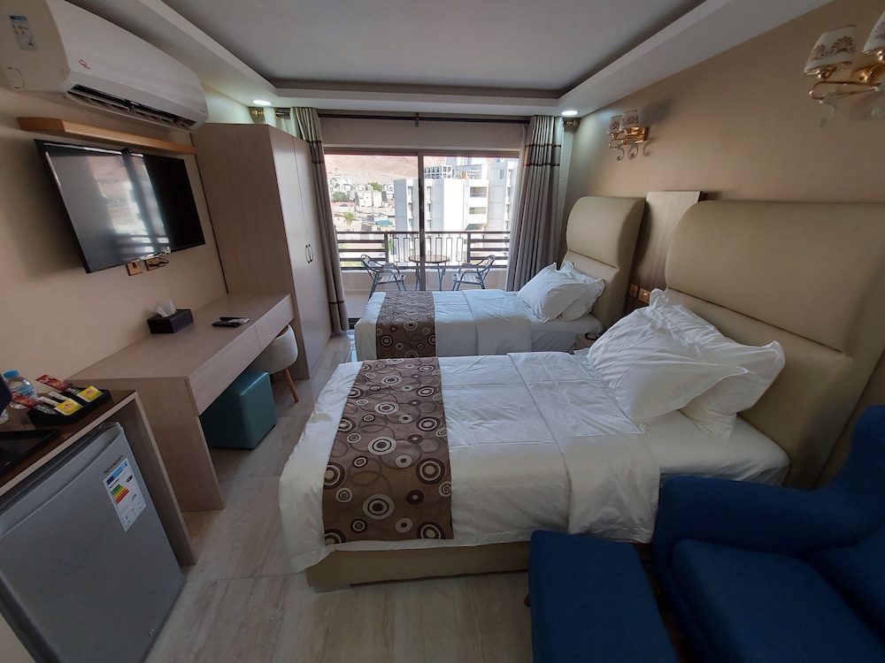 Jordan Seasons Hotel 28/50