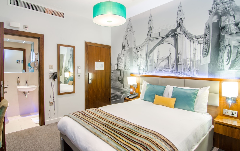 Seraphine Hammersmith 33/33