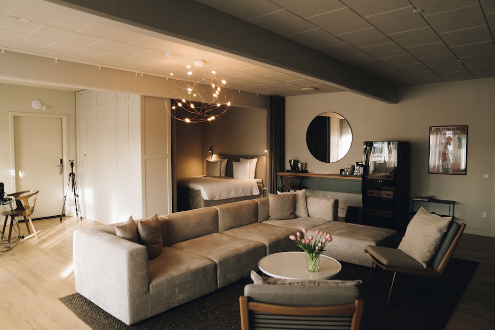 Hotel Maritime 27/45