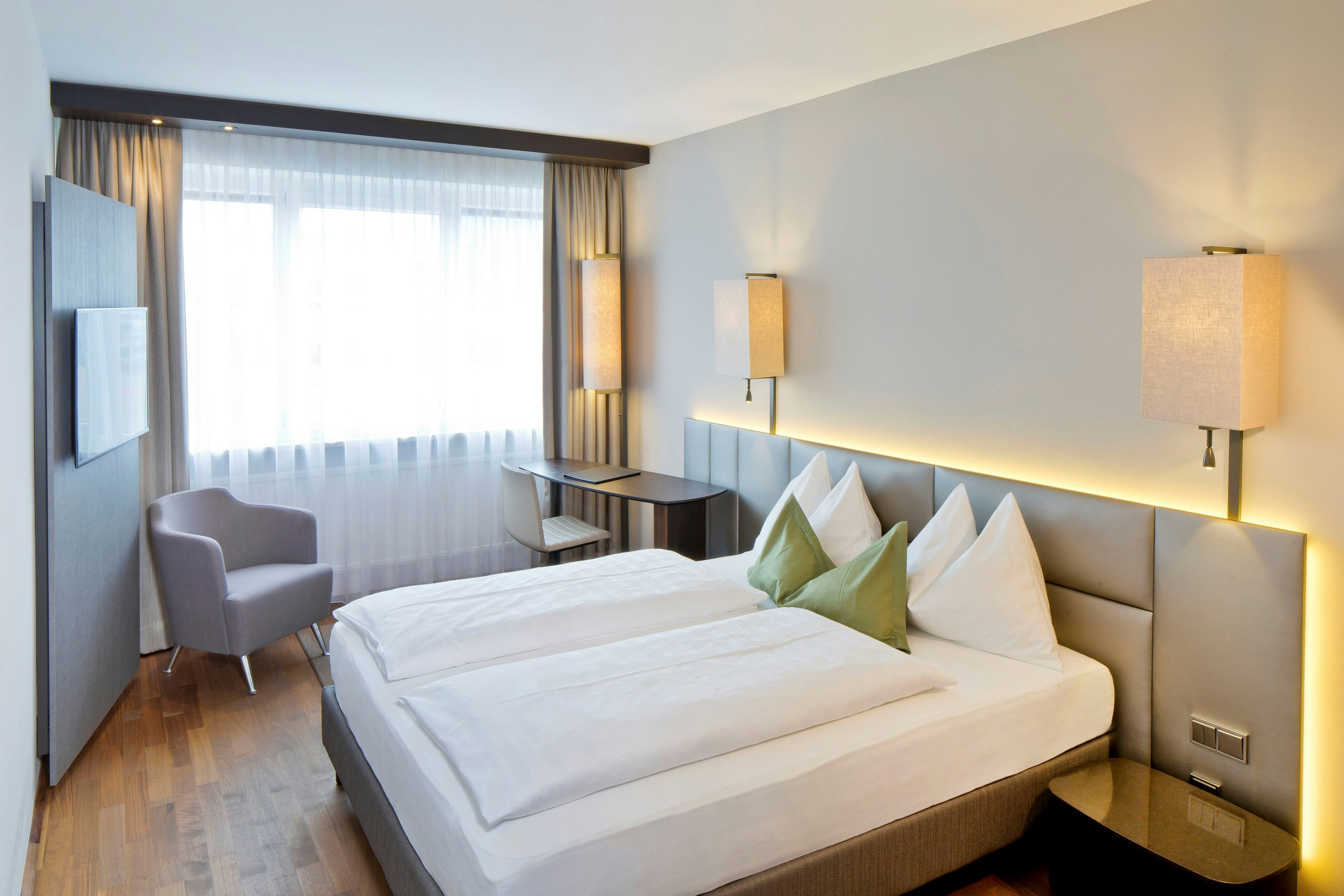 Penz Hotel West 11/38