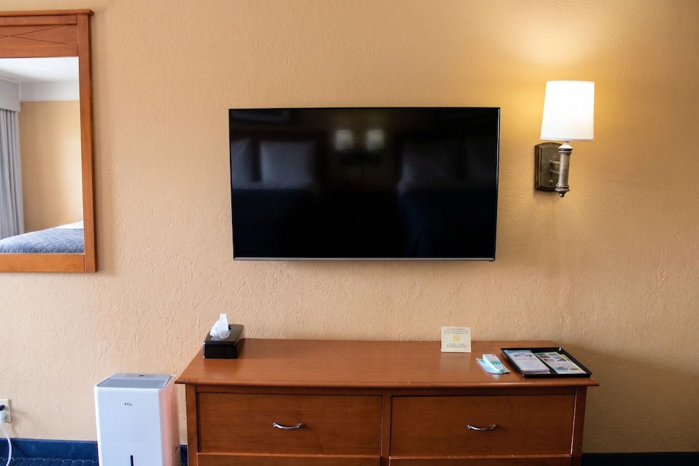 Hatteras Island Inn 48/60