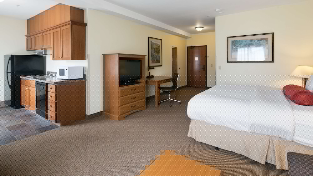 Best Western Plus Ellensburg Hotel 17/47