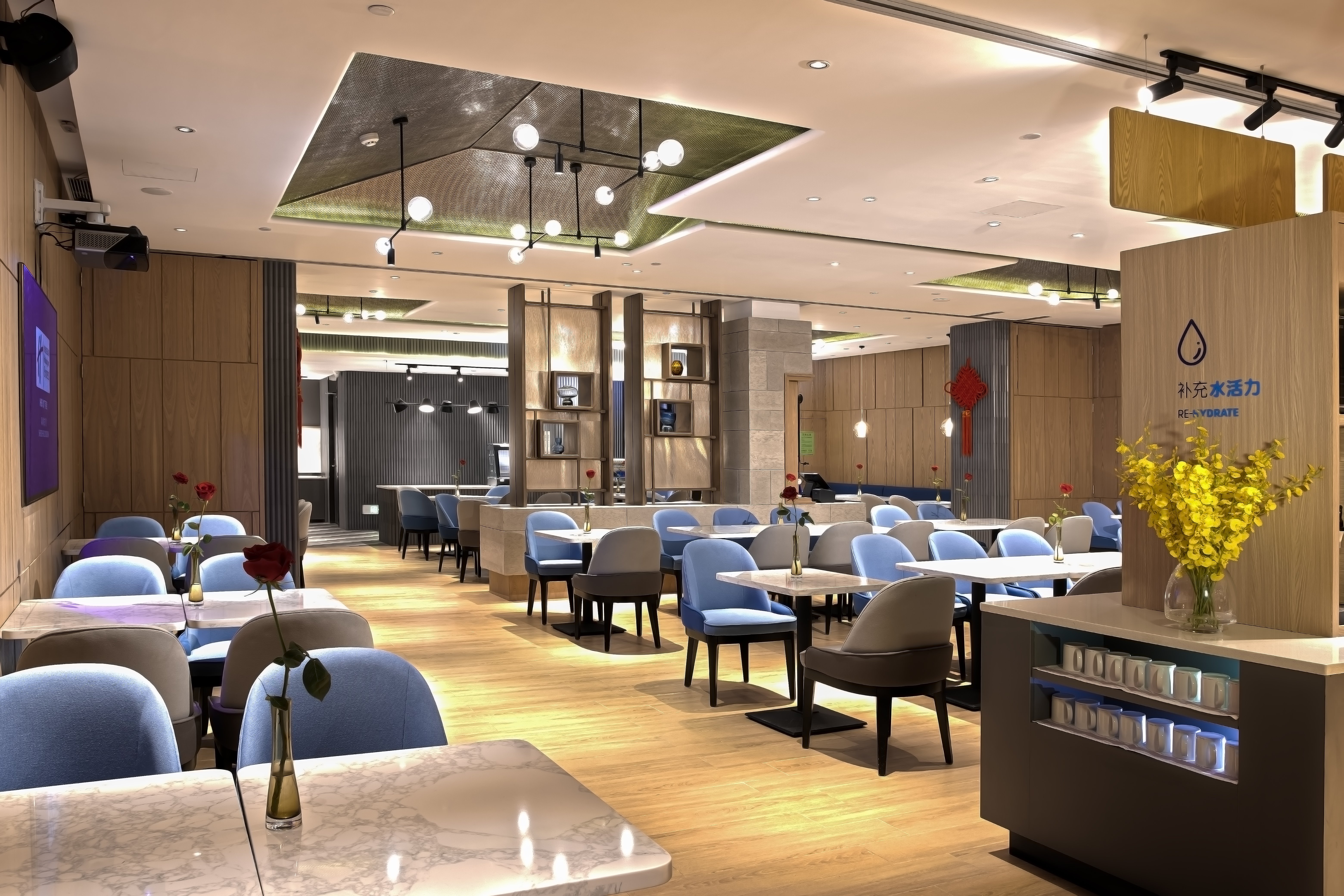 Holiday Inn Express Shenzhen Dongmen 14/22