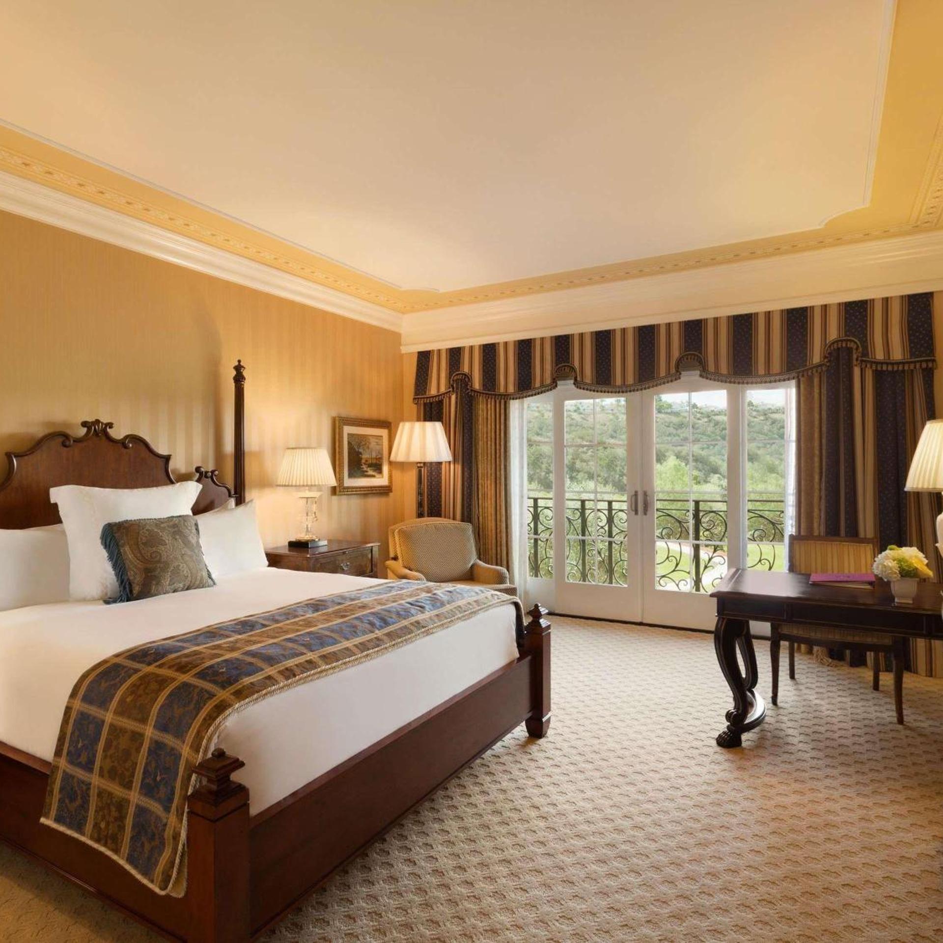 Fairmont, King Bed, Resort View