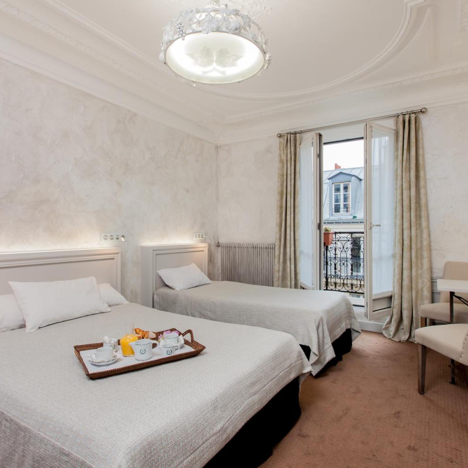 Hotel Bonaparte 9/50