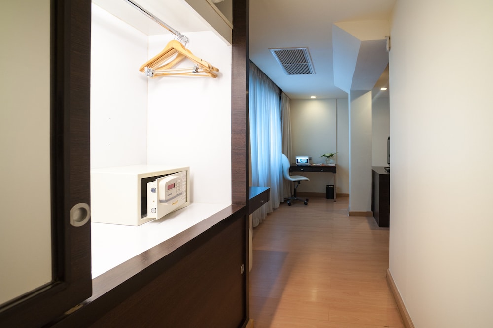 ASPEN SUITES HOTEL SUKHUMVIT 2 BANGKOK 25/65