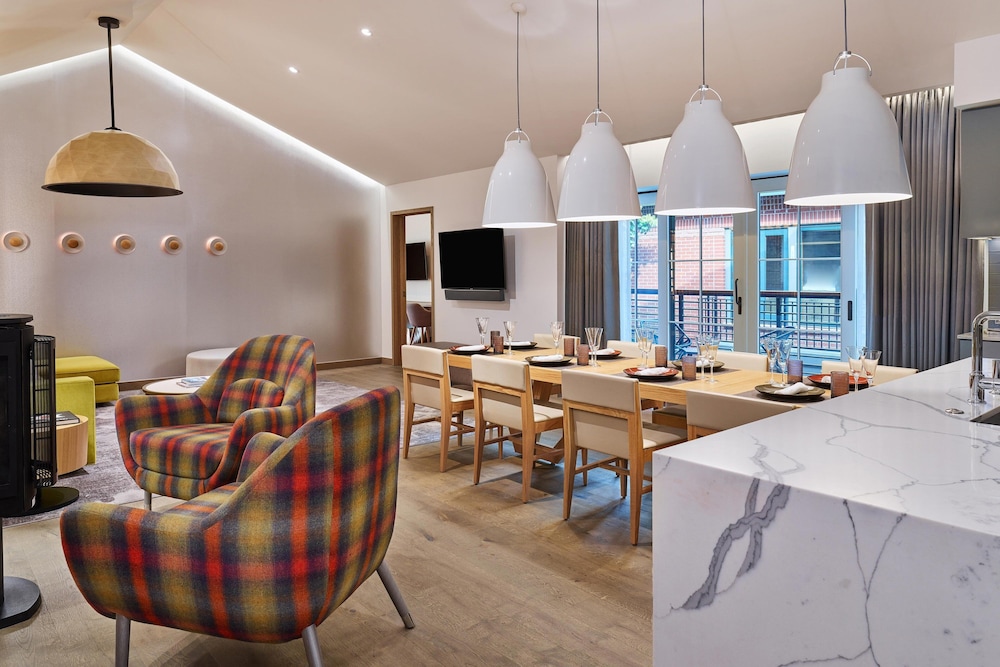 The Sky Residences at W Aspen 51/69