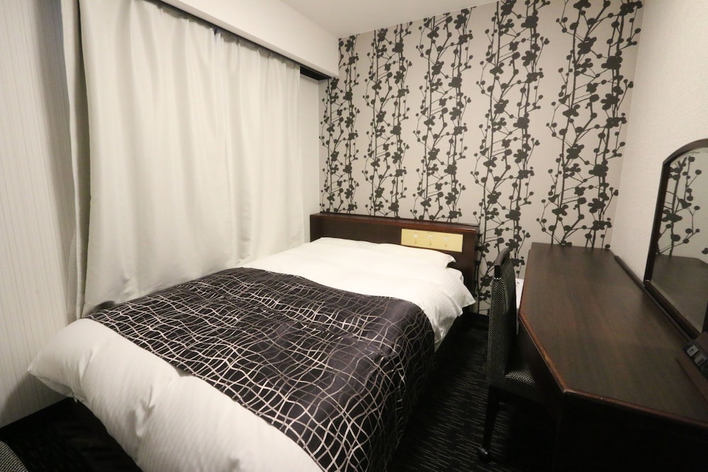 Apa Hotel Uozu-Ekimae 16/64