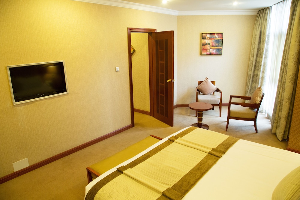Jupiter International Hotel Cazanchise 49/66