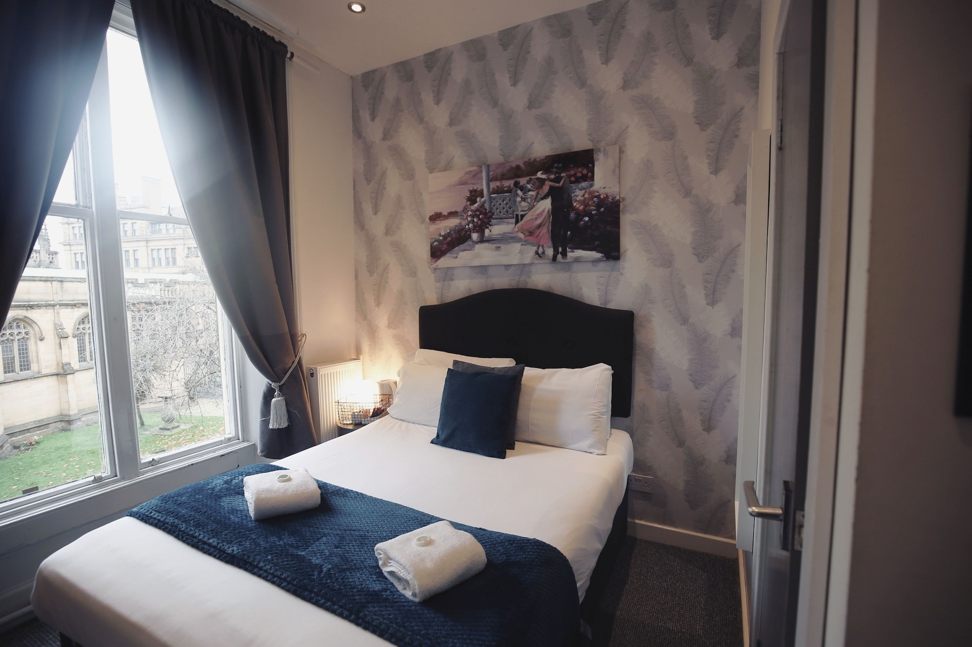 STANDARD, DOUBLE BED