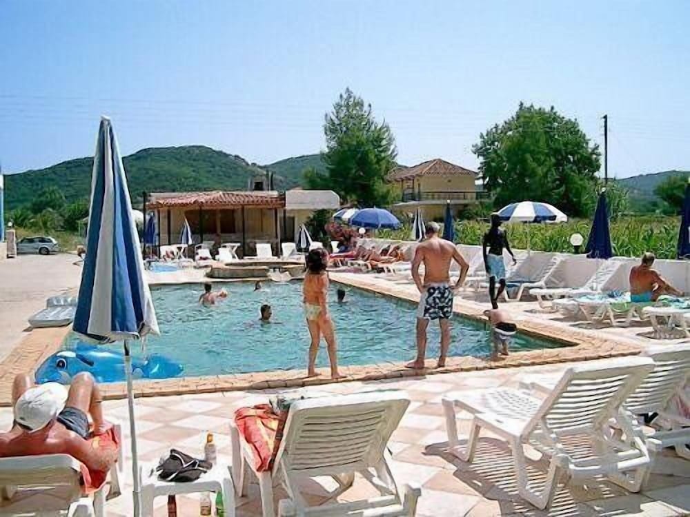 Plessas Palace Hotel 13/19