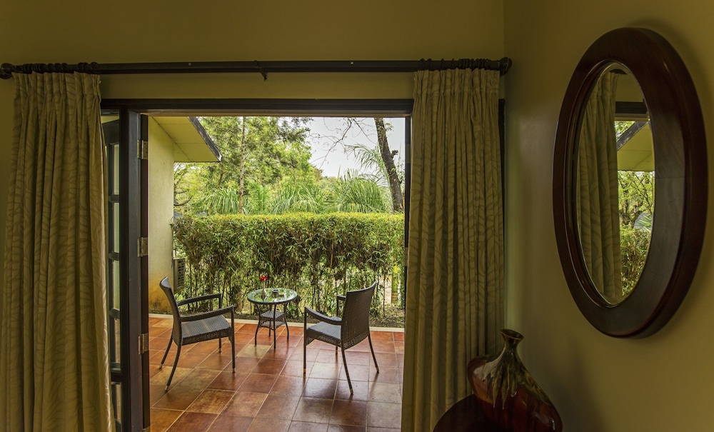 The Windflower Resorts Spa 18/50