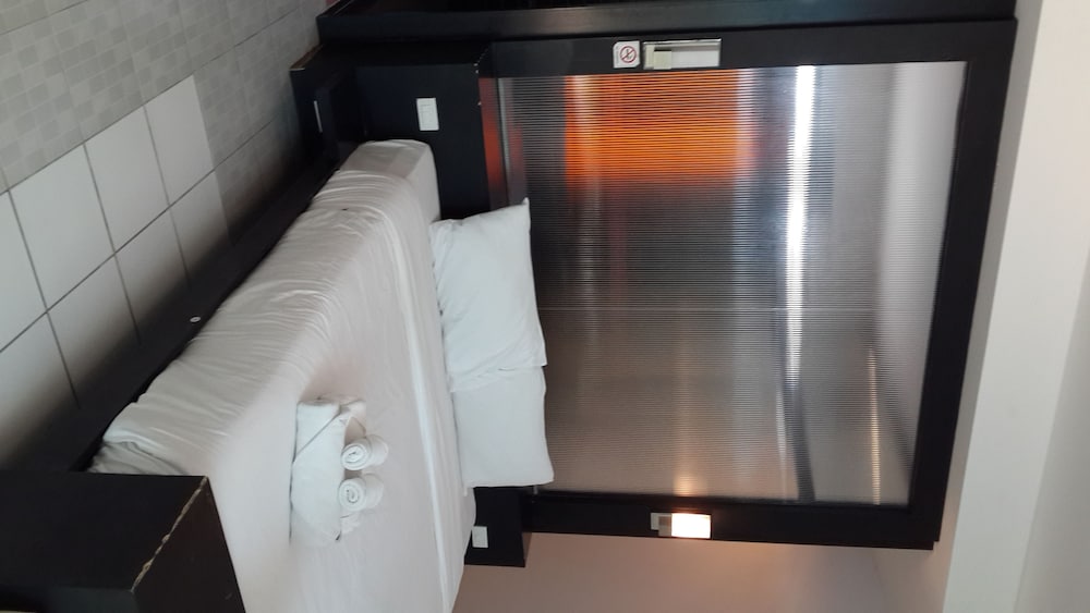 Khun Chaweng Resort 25/66