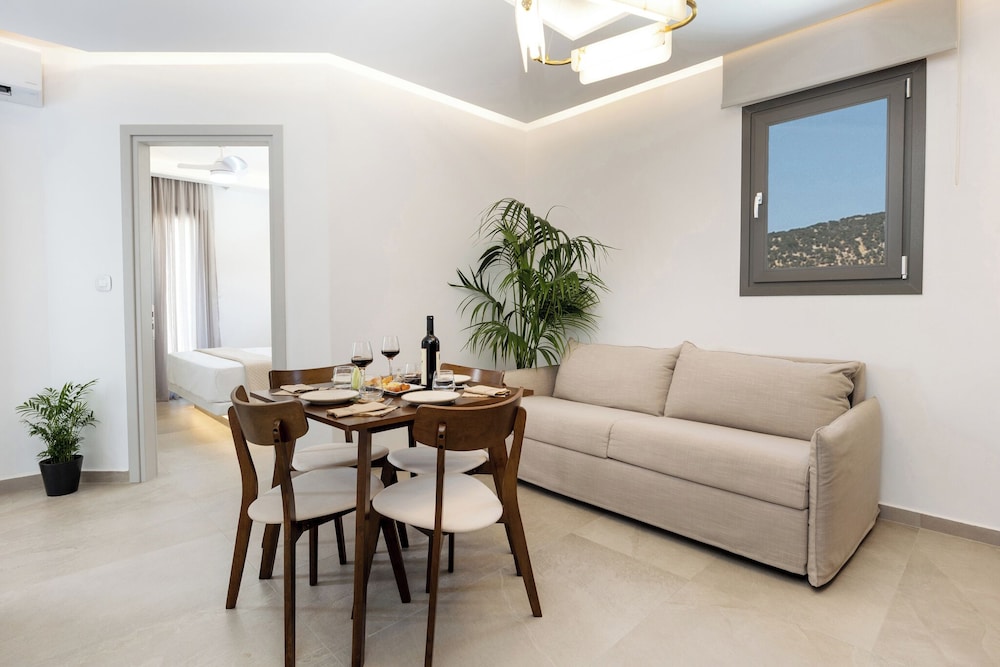 Axopetra Boutique Hotel 106/124