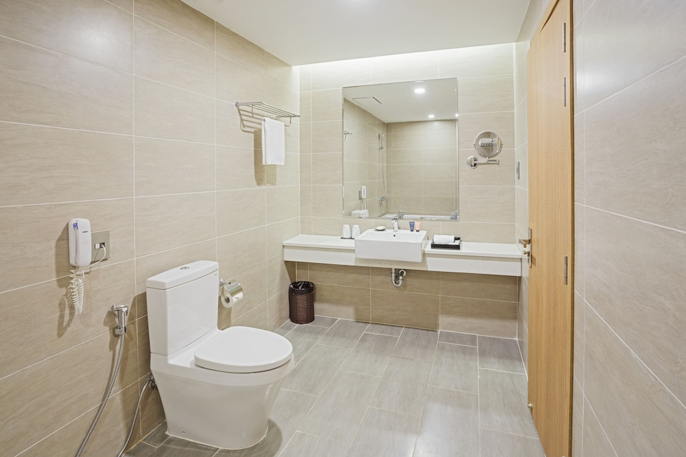 Muong Thanh Grand Saigon Centre Hotel 16/71