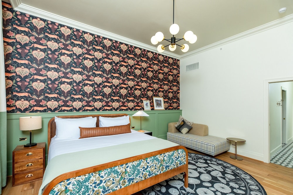 Retreat, Suite, 2 Queen Beds