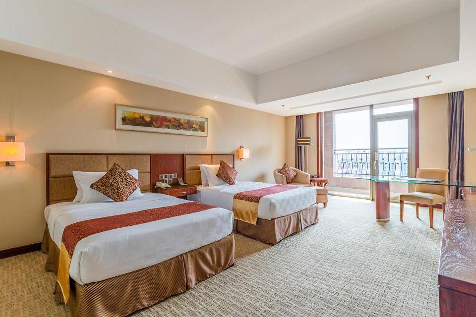 Elegant, Standard, 2 Double Beds