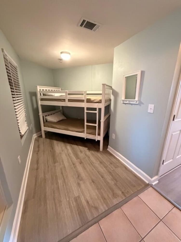 Shores of Panama Beach Resort 33/50