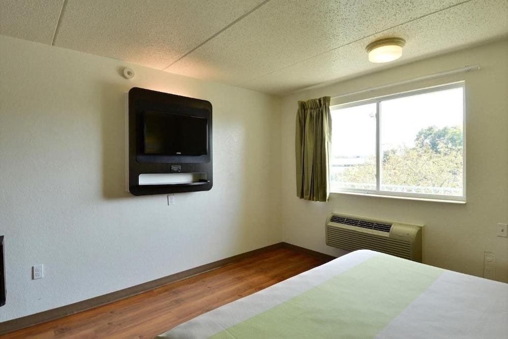 Motel6 Danvers, MA - Boston North 28/58