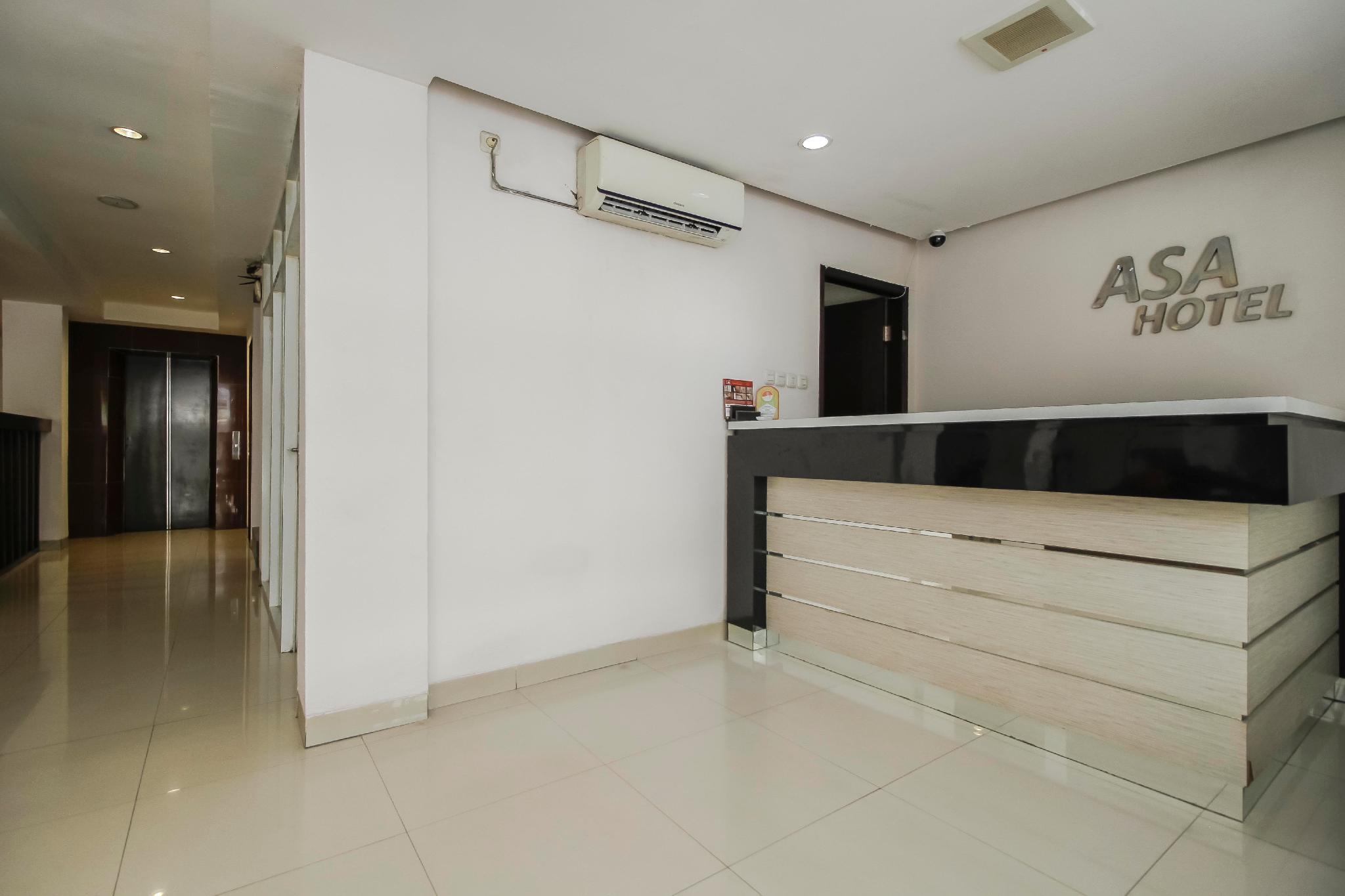 Reddoorz Plus Near Galaxy Bekasi 3/22