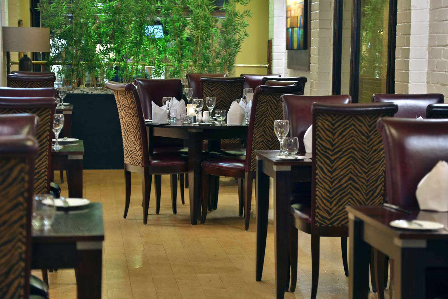 The Bull Hotel, Sure Hotel Collection by Best Western 32/49