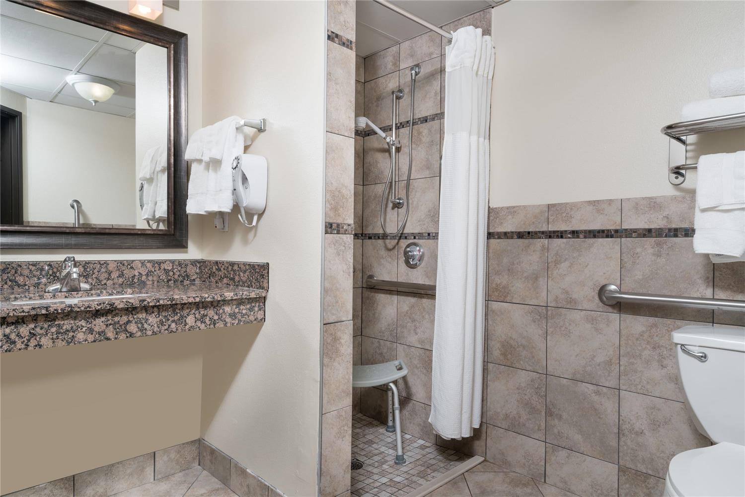 Baymont By Wyndham Bloomington Msp Airport 31/31