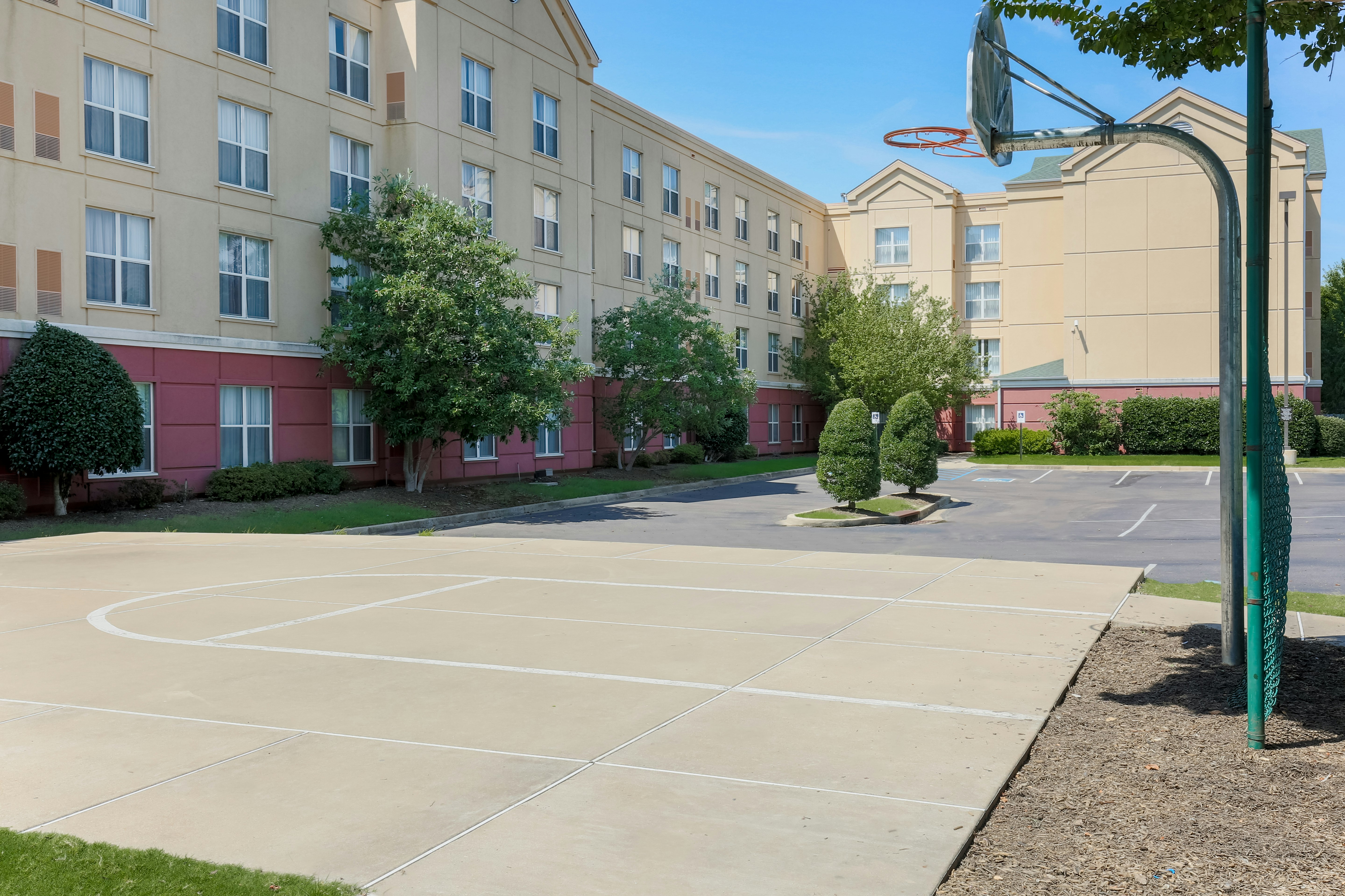 Homewood Suites by Hilton Southwind Hacks Cross 12/17