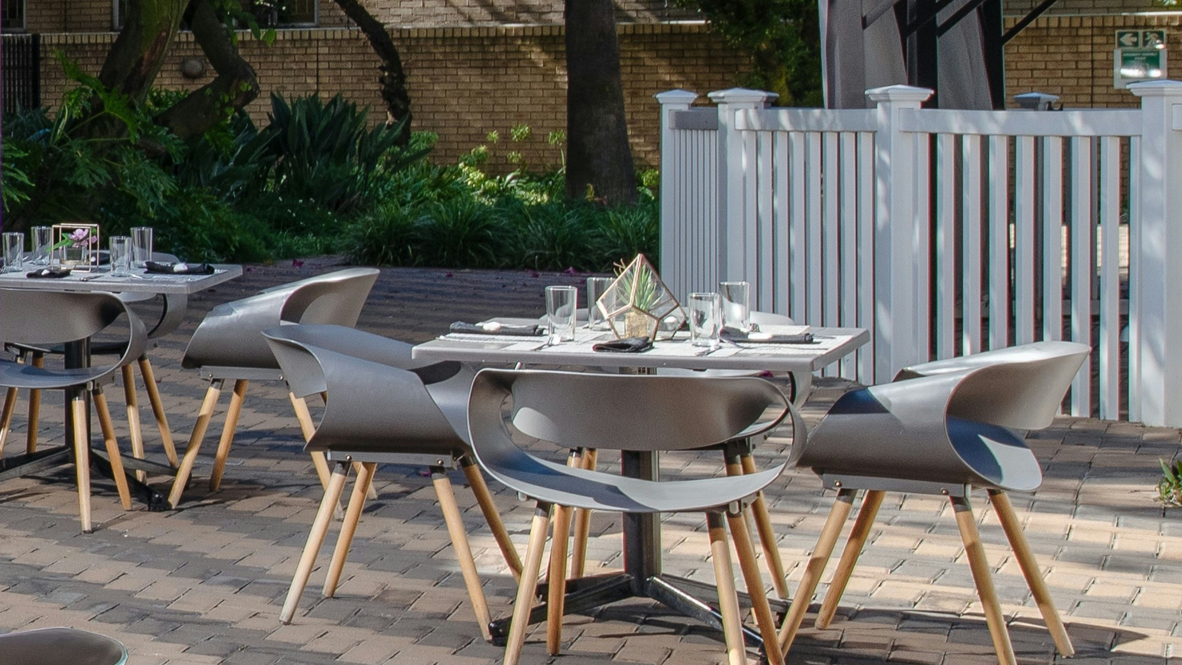 Holiday Inn Johannesburg Airport Previously Know As the Airport Grand Hotel And Conference Centre 23/50