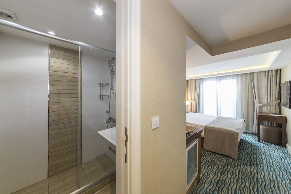 Aston Hotel Taksim (ex Aston Residence Hotel) 31/70
