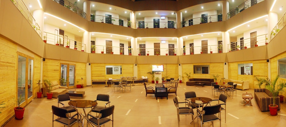 Fairvacanze Inns & Suites 14/16