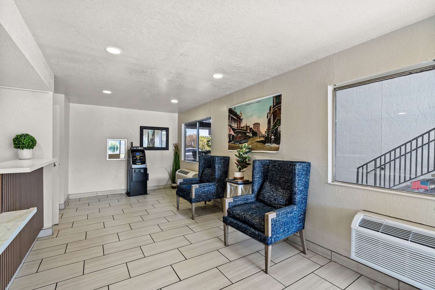 Econo Lodge Stockton near I-5 Fairgrounds 12/21