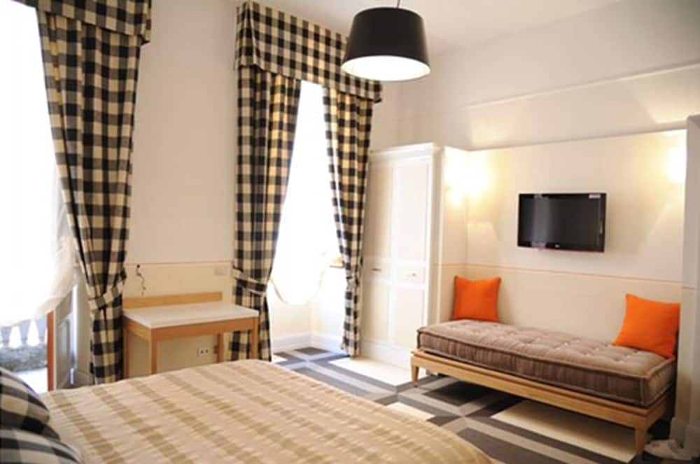 Piazza Di Spagna Prestige 31/50