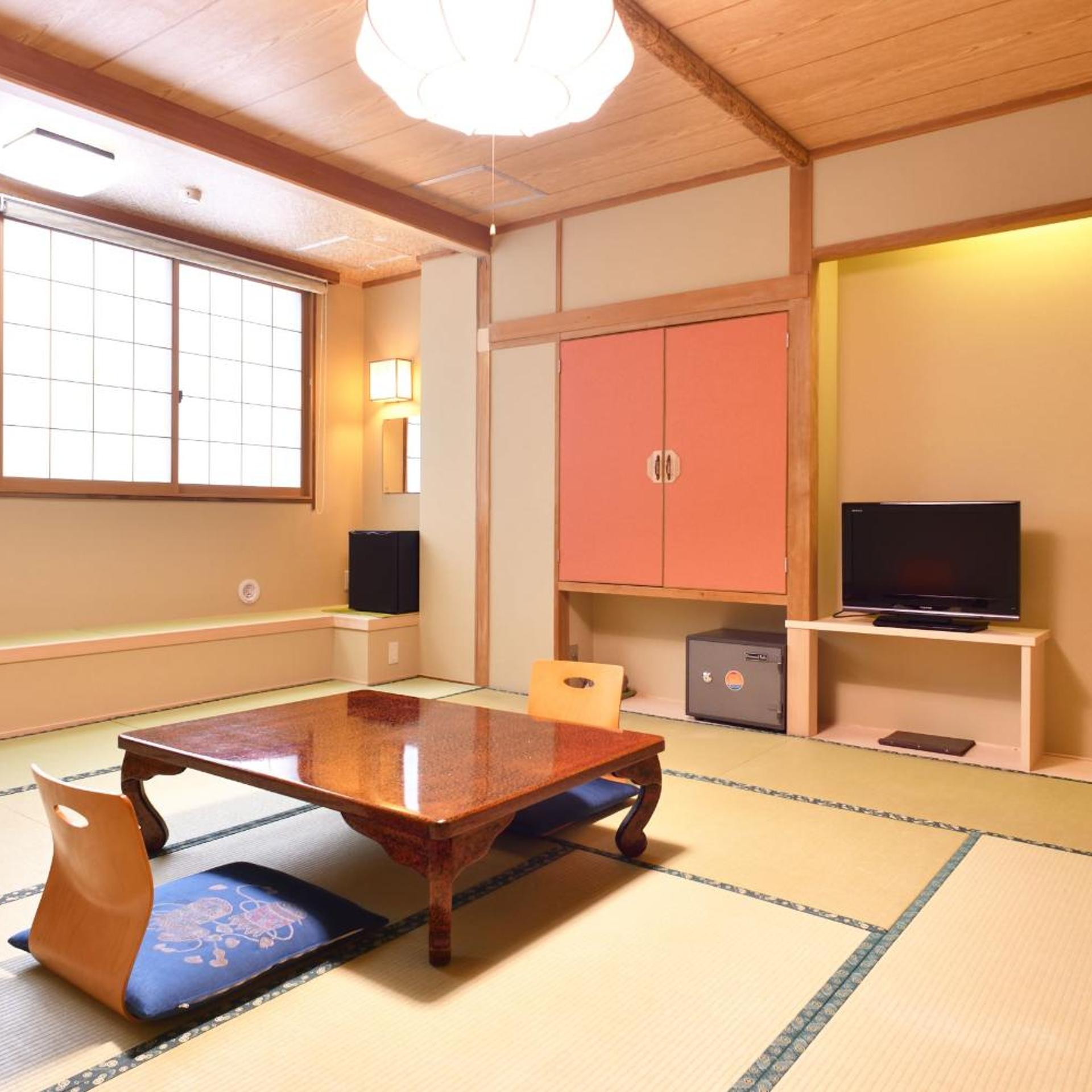 Hotel New Kotobuki 34/50