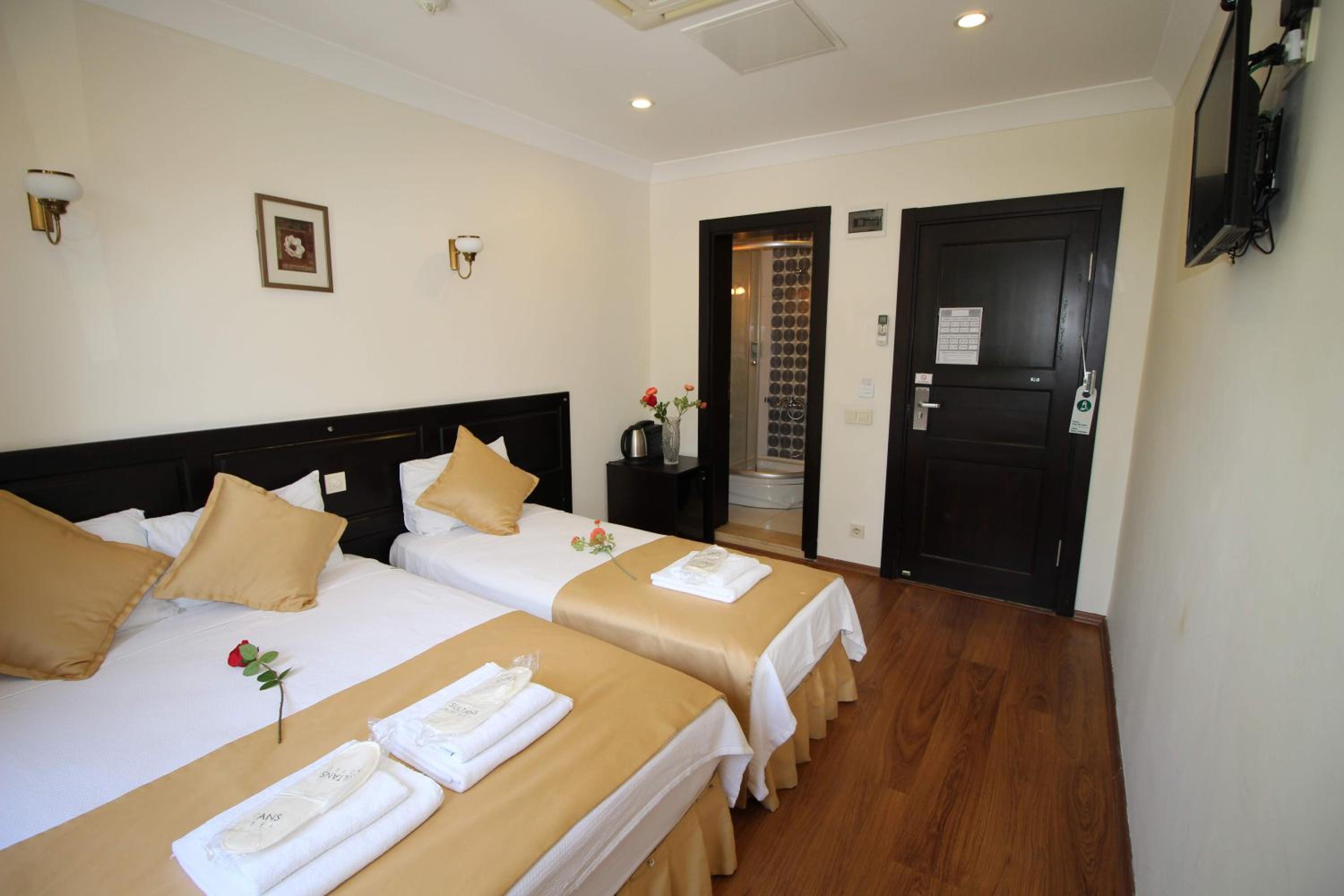 Room, Triple, Garden View