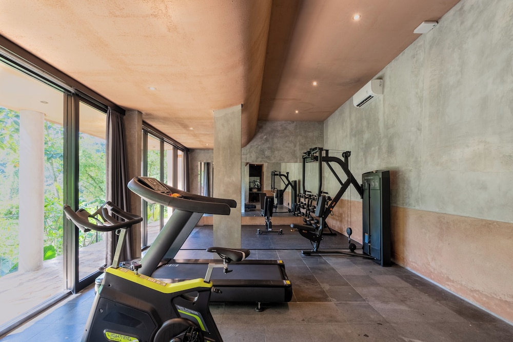 Amora Ubud Boutique Villas 27/48