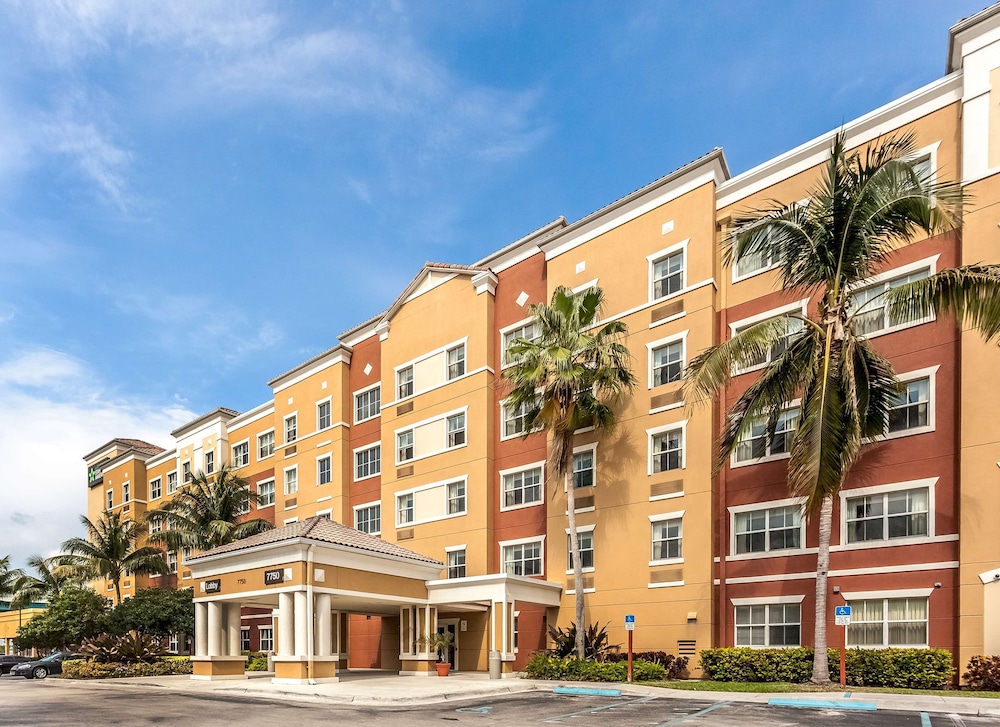 Extended Stay America Miami Airport Doral 25th St 1/56