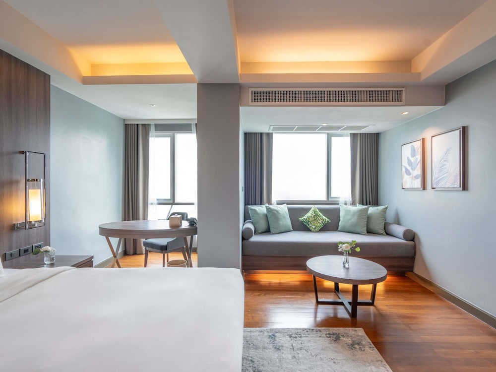 Novotel Living Bangkok Sukhumvit Legacy 28/77