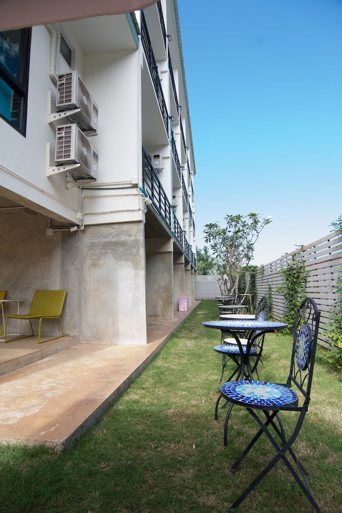Sunee Boutique Hotel 26/29