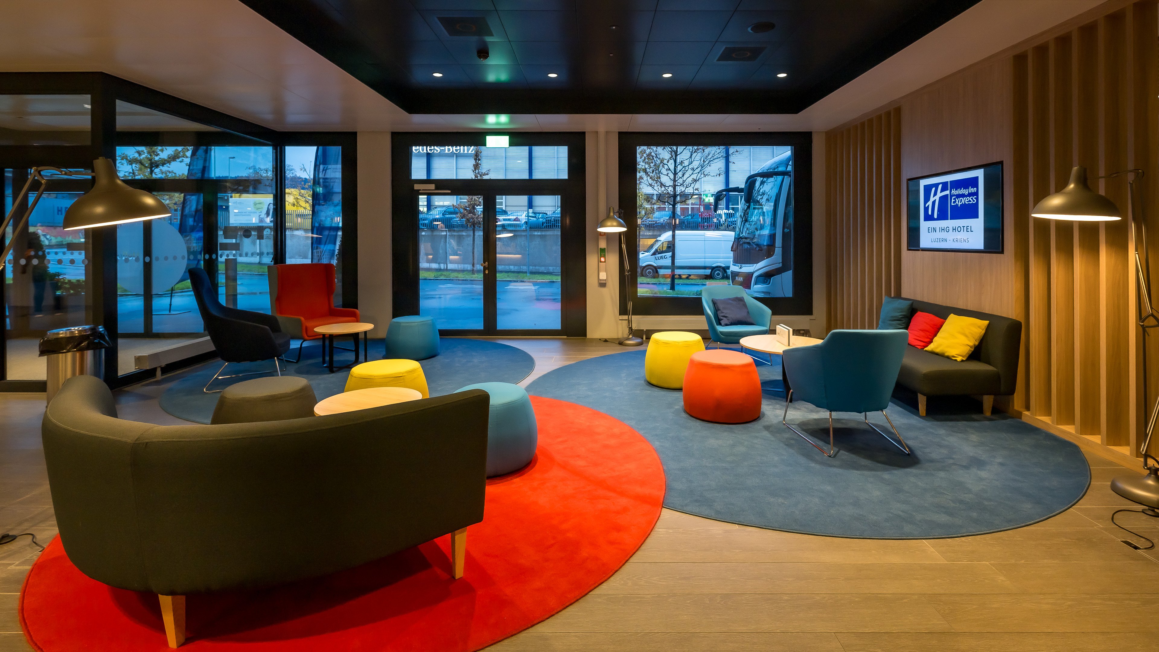Holiday Inn Express Luzern Kriens 45/76